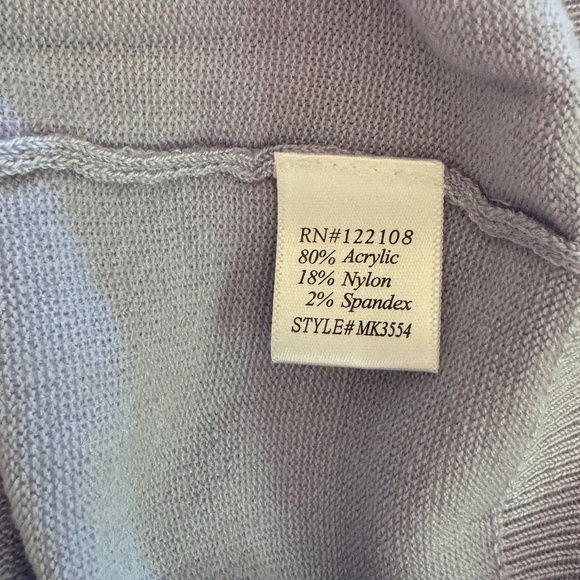 YEMAK Women's Long Sleeve Crewneck Cropped Button Down Cardigan Sweater - Medium - Picture 4 of 5